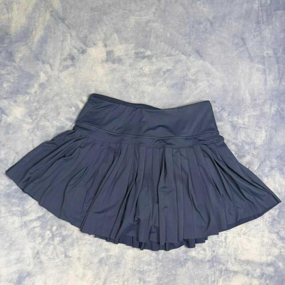 Kyodan Navy blue pleated‎ skirt with built-in shorts
